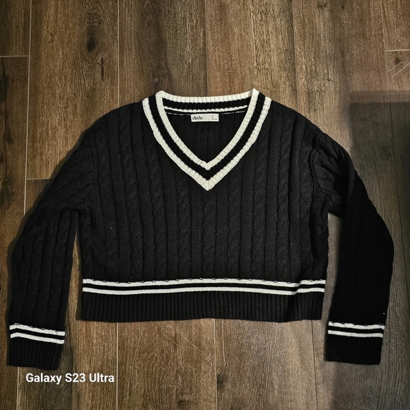 ELODIE Varsity Cable Knit V- neck Sweater In Black White - Picture 3 of 9